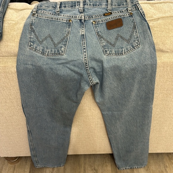 Wrangler 47MMZ Regular Fit 33x34 work jeans - Picture 3 of 3